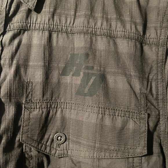 Harley Davidson Button Down short sleeve - Picture 2 of 8
